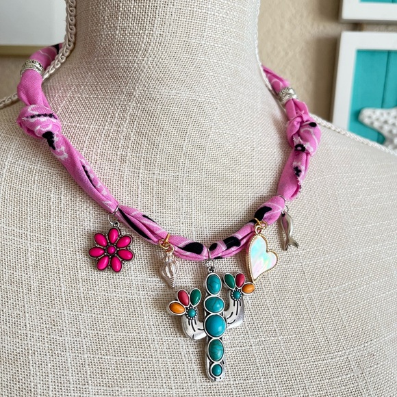 Bandana Pink and Turquoise Charm Necklace Costal cowgirl Western Style - Picture 5 of 8
